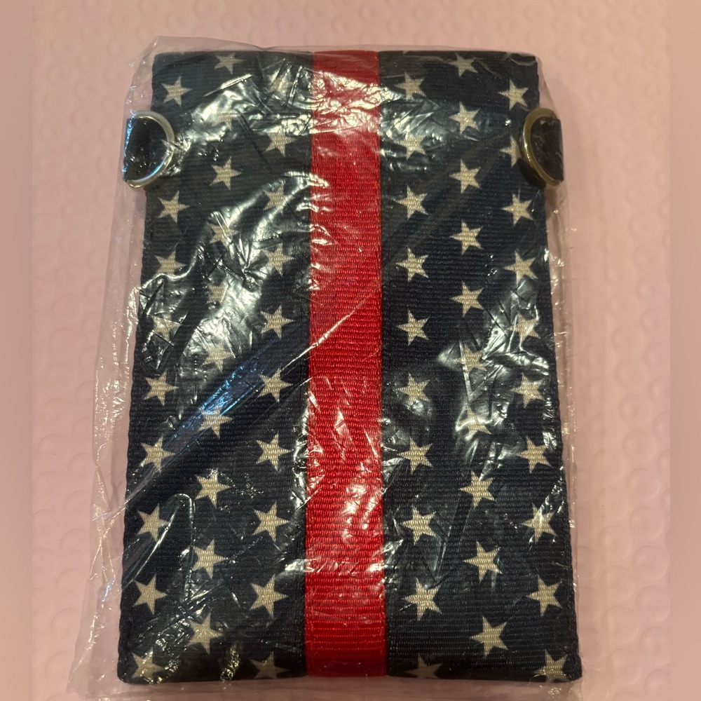 Harvey’s Seatbelt Spangled Stars travel and go / NEW in sealed packaging